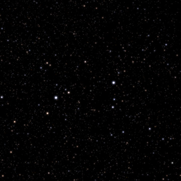 Binocular star field surrounding M57